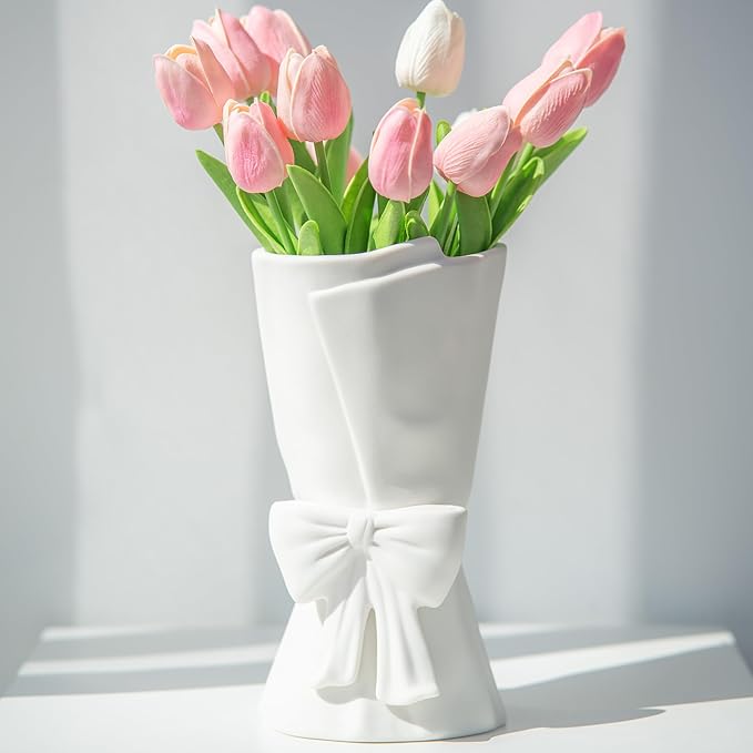Creative Bow - Decorated Ceramic Vase: Elegant Shape, Adding Romantic Atmosphere to Home